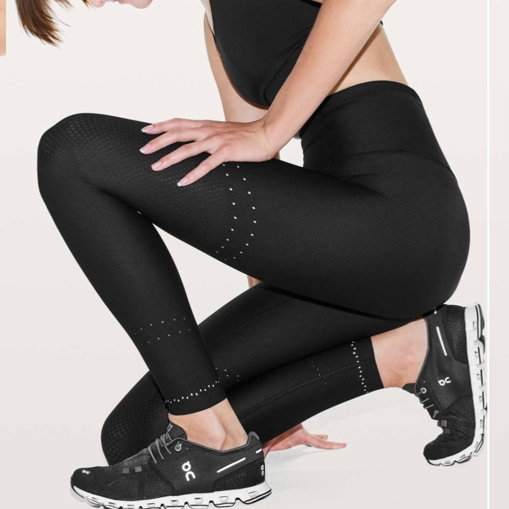 lululemon Zoned-In running tights with textured fabric ✨Like New✨